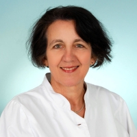 Dr. med.  Kerstin Uhl-Hochgräber